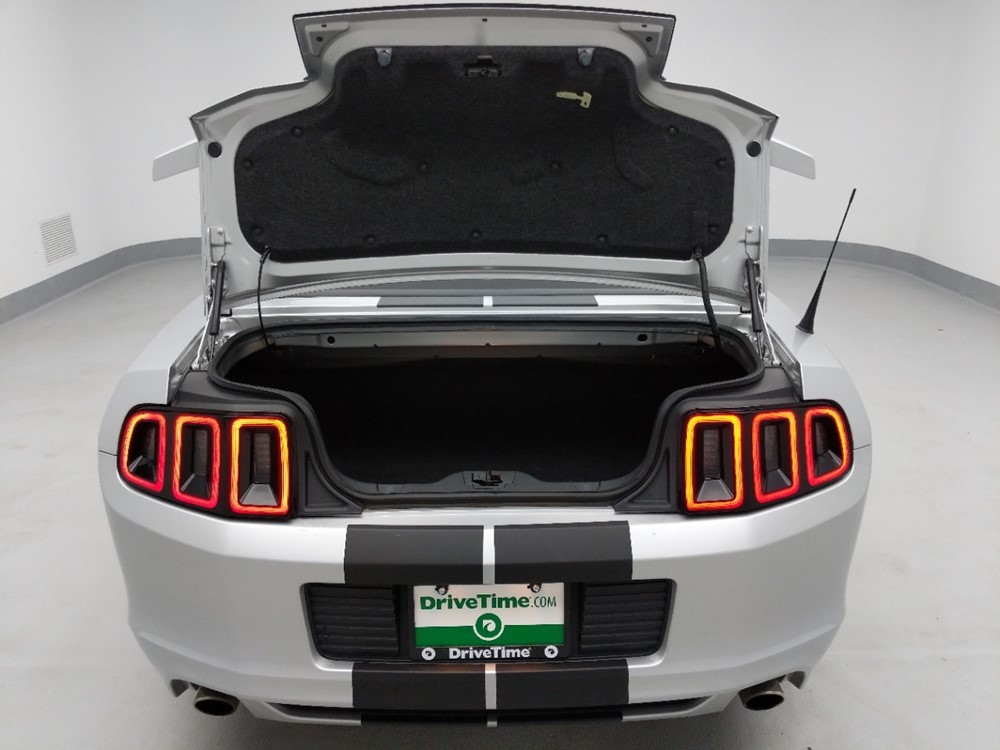 2014 Ford Mustang - Trunk