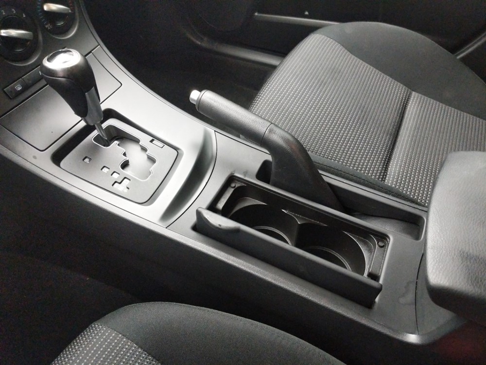 2012 Mazda Mazda3 - Center Console/Cup Holders