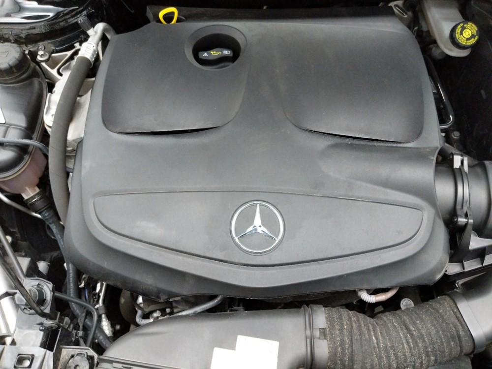 2017 Mercedes-Benz CLA250 - Engine