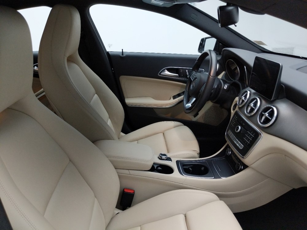 2017 Mercedes-Benz CLA250 - Passenger Front Seat