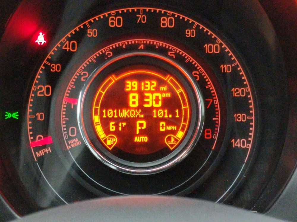 2013 FIAT 500 - Odometer Close Up
