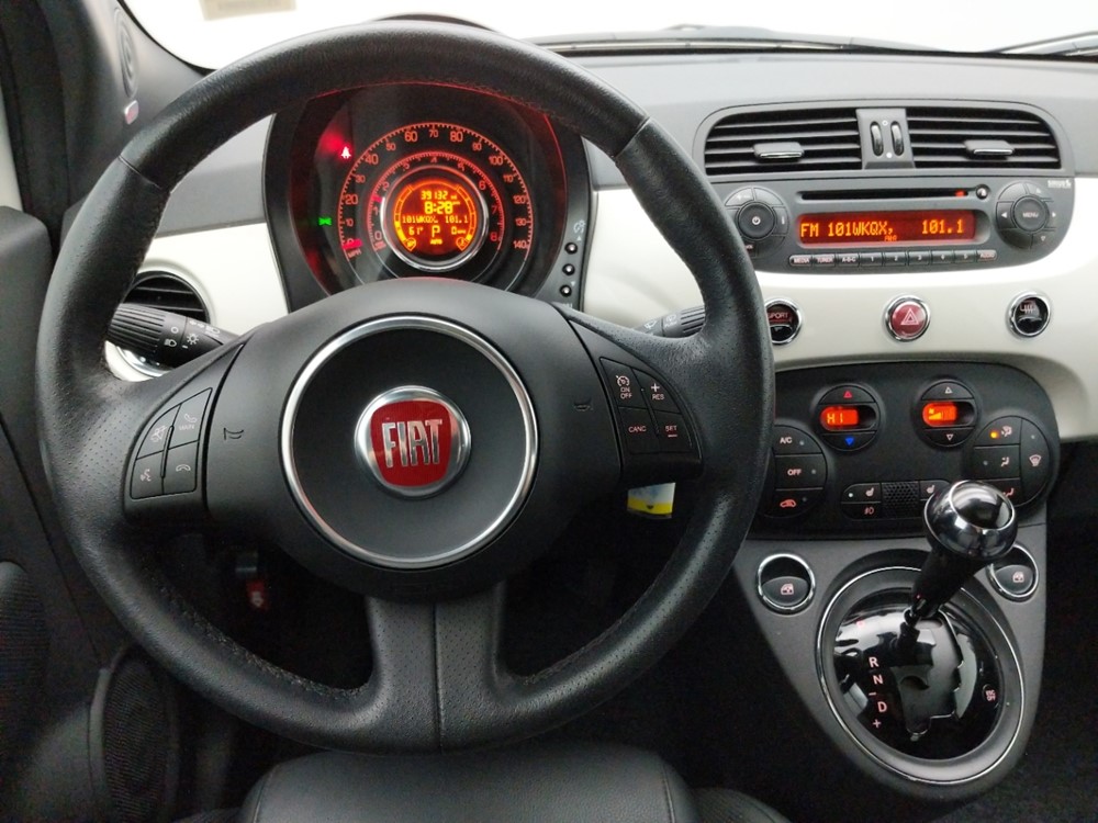 2013 FIAT 500 - Driver Dash