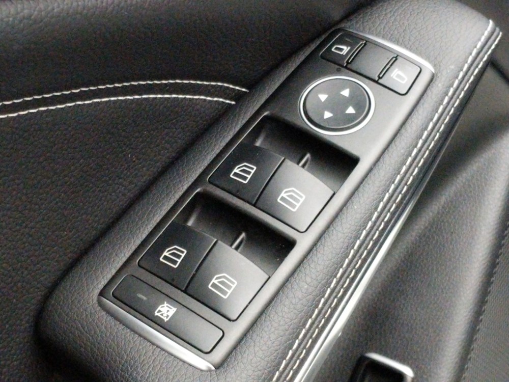 2015 Mercedes-Benz GLA250 - Driver Power Windows/Lock Control