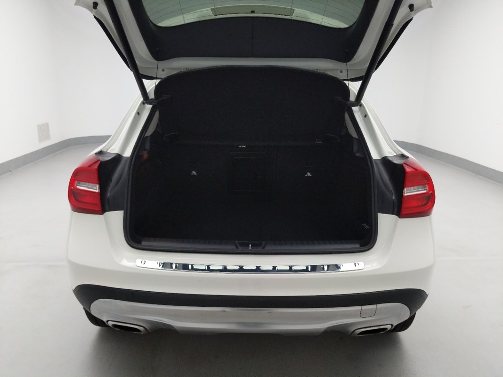 2015 Mercedes-Benz GLA250 - Trunk