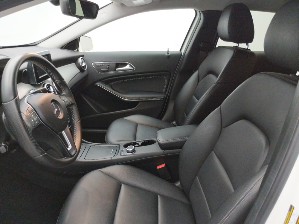 2015 Mercedes-Benz GLA250 - Driver Front Seat