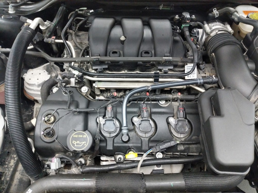 2016 Ford Taurus - Engine