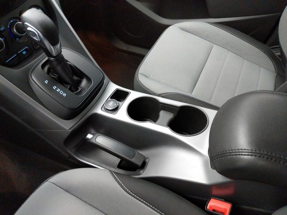 2014 Ford Escape - Center Console/Cup Holders