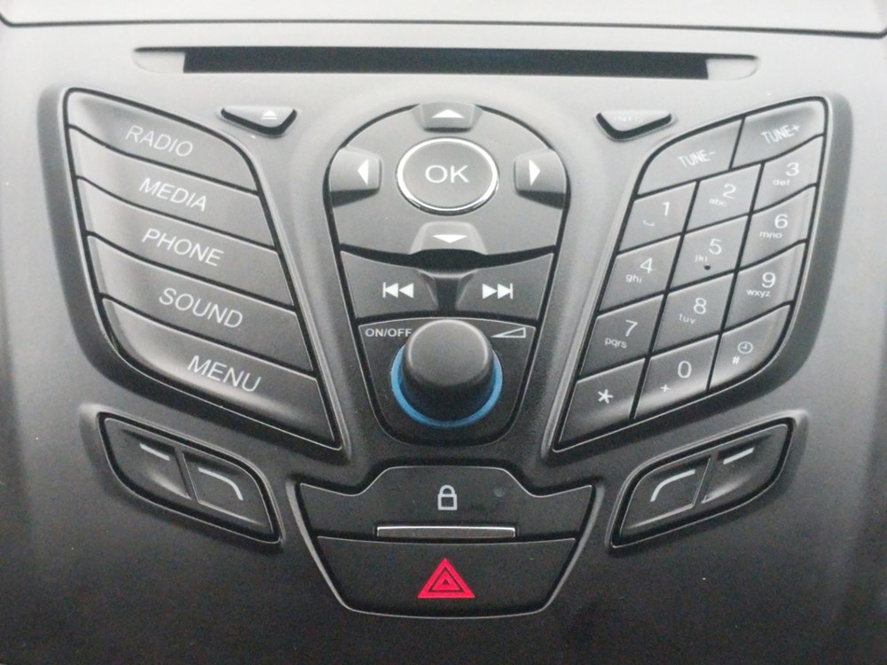 2016 Ford Escape - Stereo Package