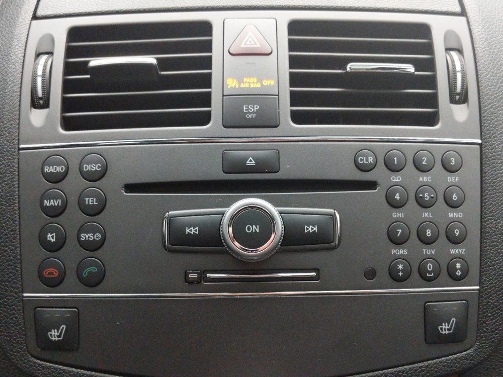 2010 Mercedes-Benz C300 - Stereo Package