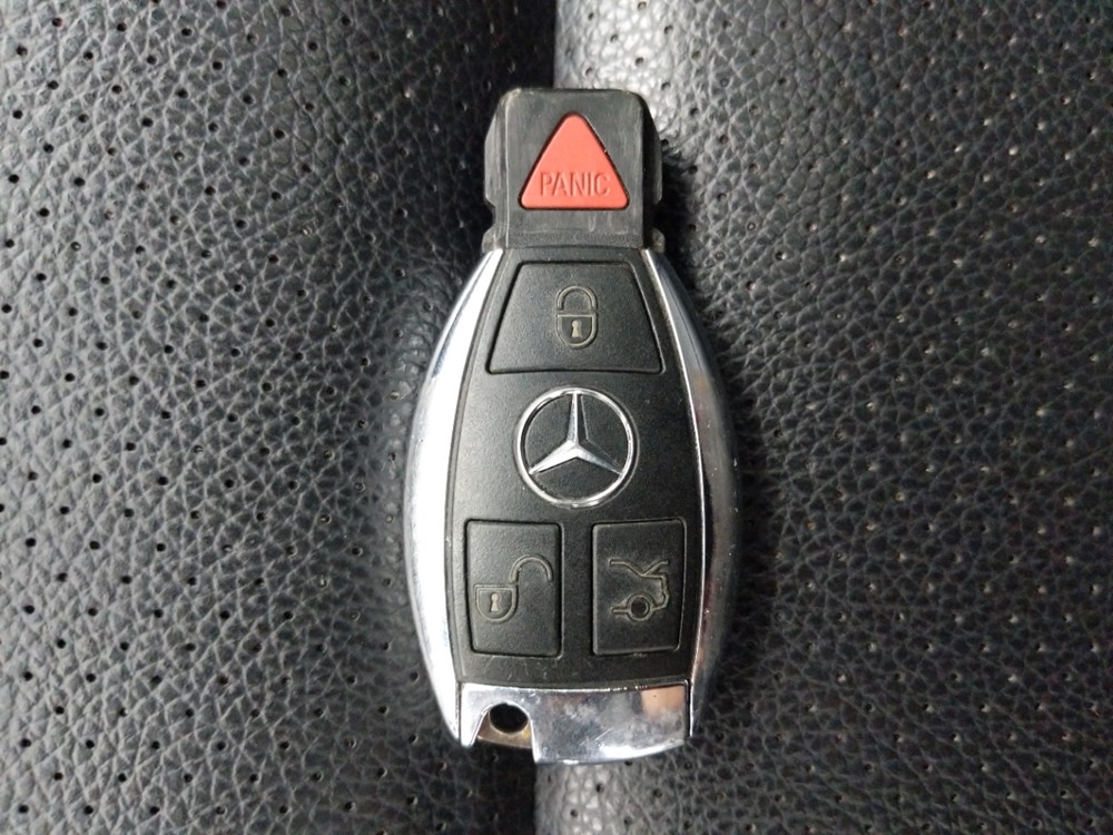 2010 Mercedes-Benz C300 - Keys