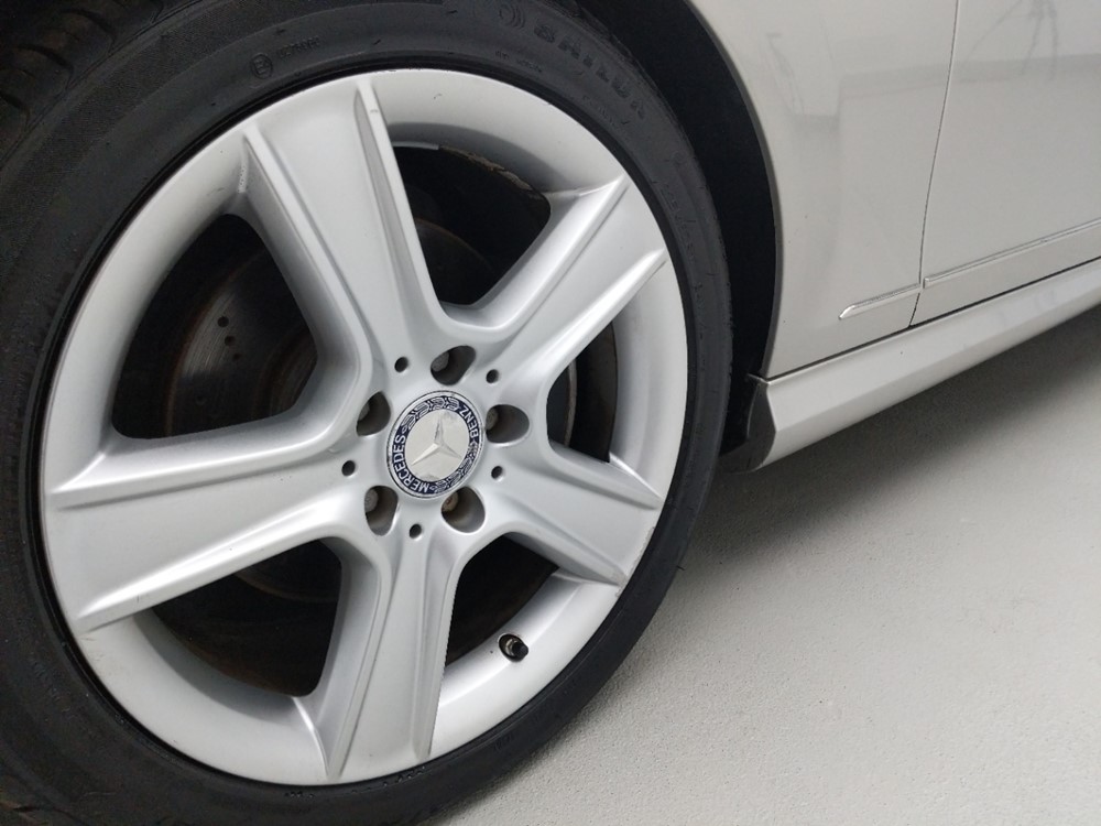 2010 Mercedes-Benz C300 - Wheel