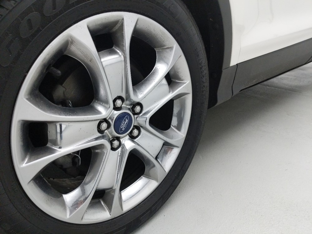 2013 Ford Escape - Wheel