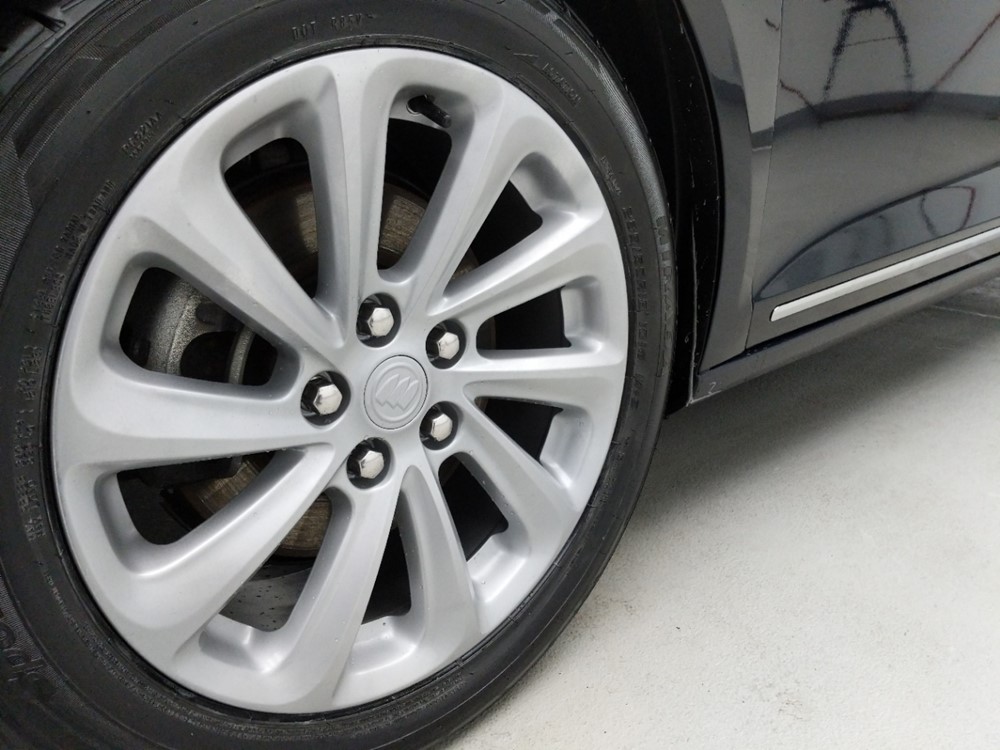 2016 Buick LaCrosse - Wheel