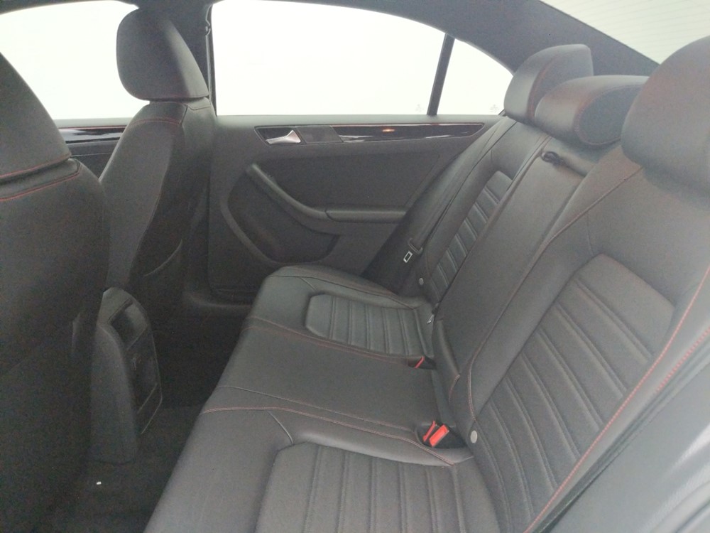 2016 Volkswagen Jetta - Driver Rear Seat