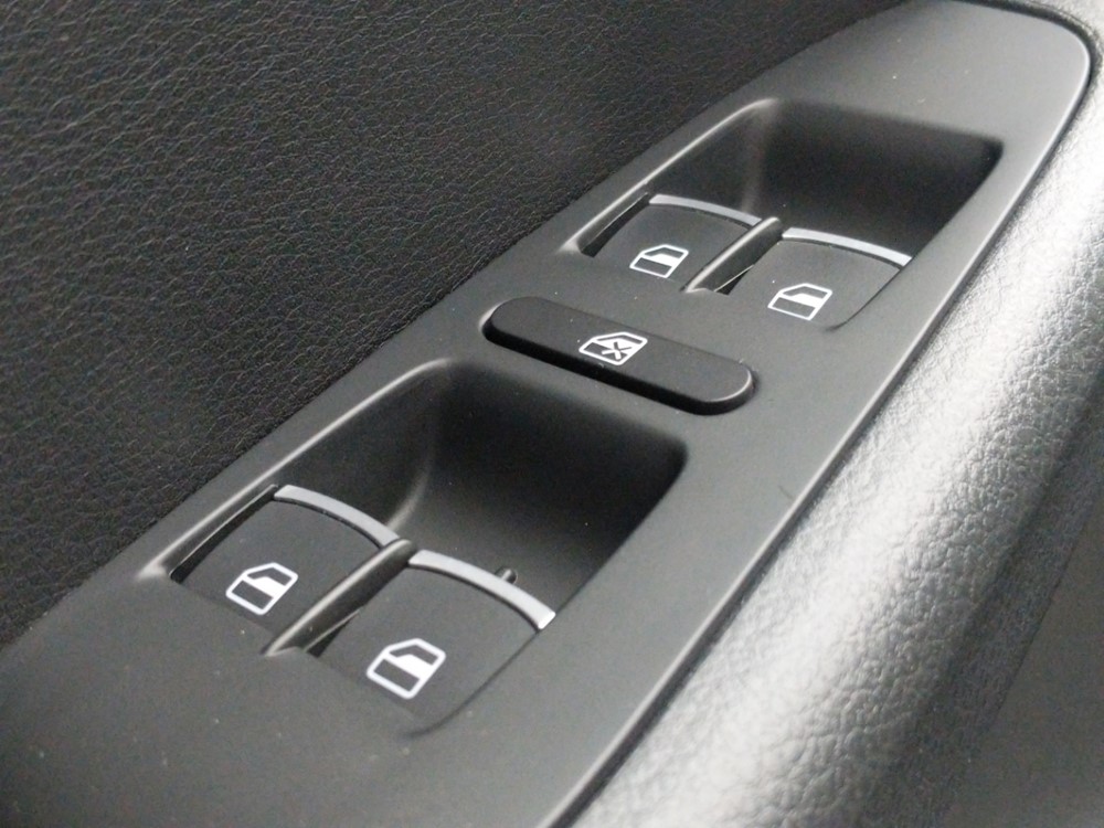 2016 Volkswagen Jetta - Driver Power Windows/Lock Control