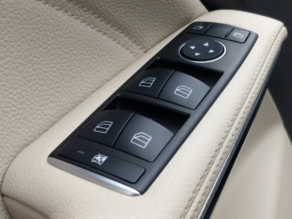 2016 Mercedes-Benz CLA250 - Driver Power Windows/Lock Control