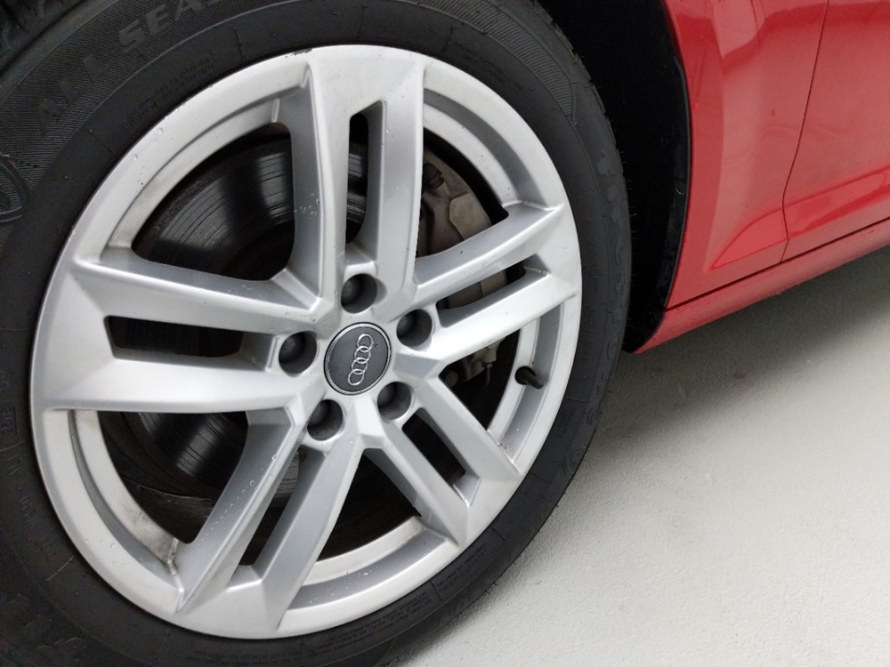 2017 Audi A4 - Wheel