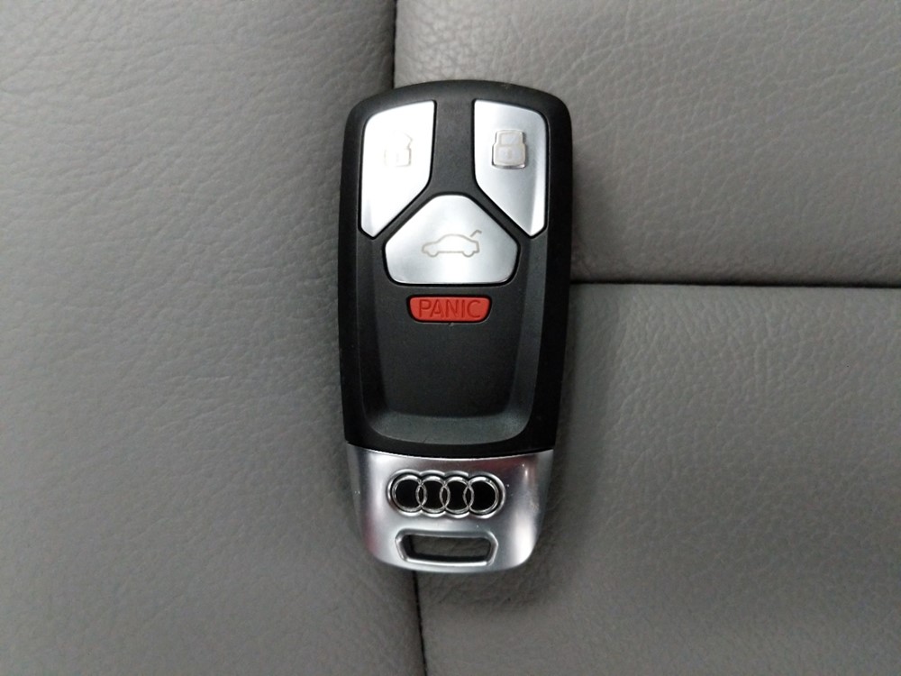 2017 Audi A4 - Keys