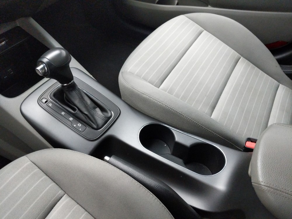 2015 Kia Forte - Center Console/Cup Holders