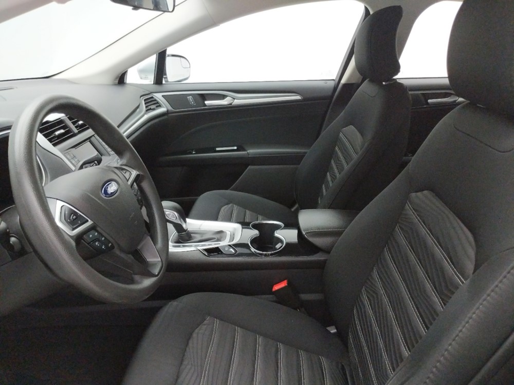 2016 Ford Fusion - Driver Front Seat
