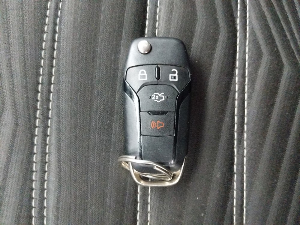 2016 Ford Fusion - Keys