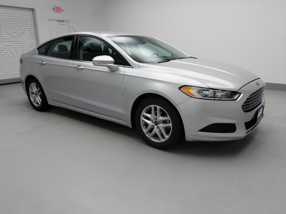 2016 Ford Fusion - Passenger Front Side