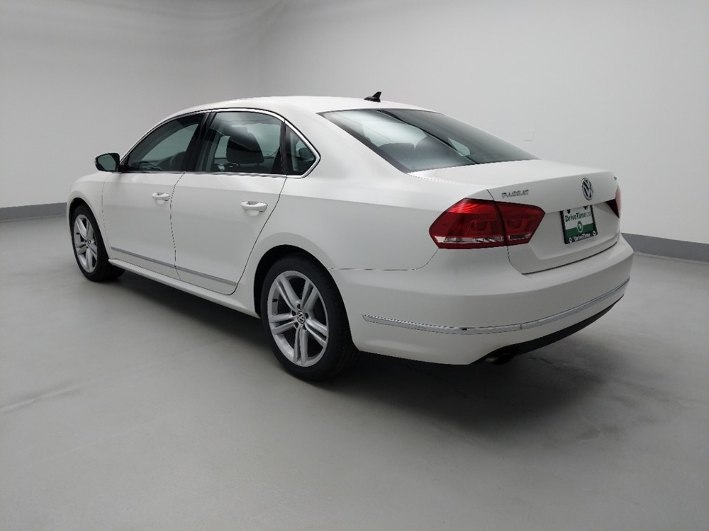 2015 Volkswagen Passat - Driver Rear Side