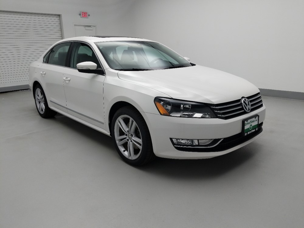 2015 Volkswagen Passat - Passenger Front Side