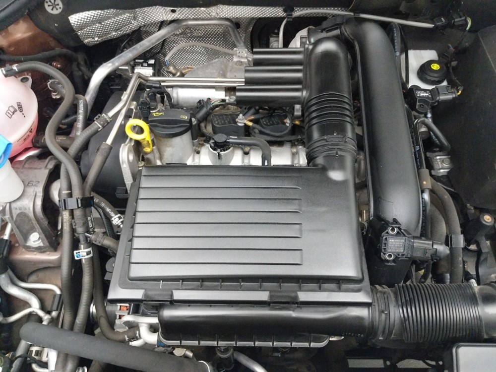 2017 Volkswagen Jetta - Engine