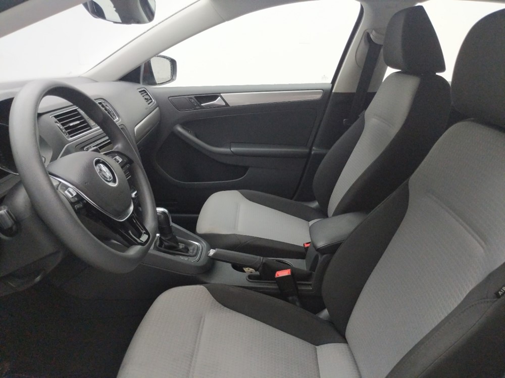 2017 Volkswagen Jetta - Driver Front Seat