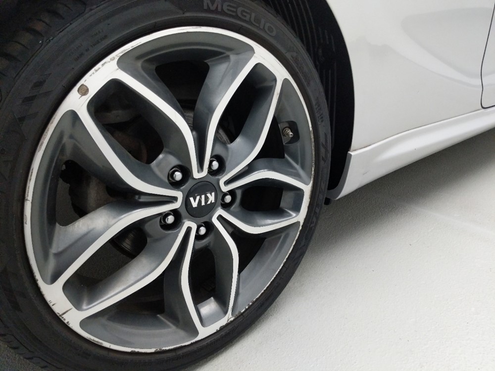 2015 Kia Forte - Wheel
