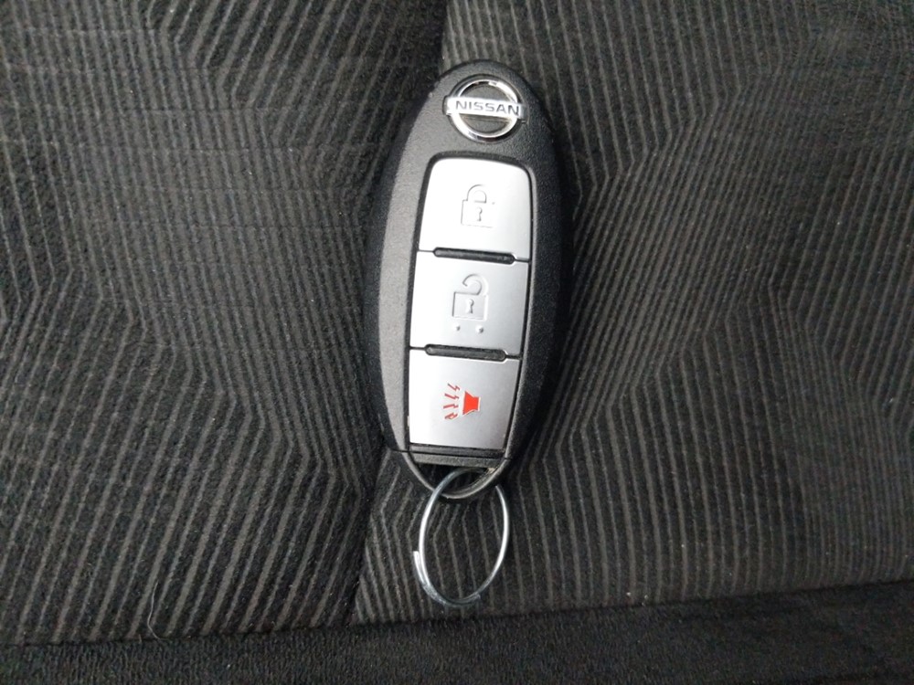 2016 Nissan Rogue - Keys