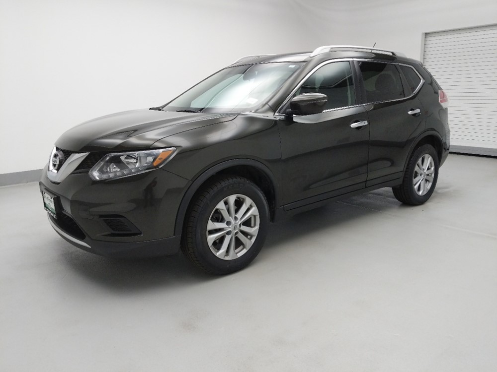 2016 Nissan Rogue - Driver Front Side