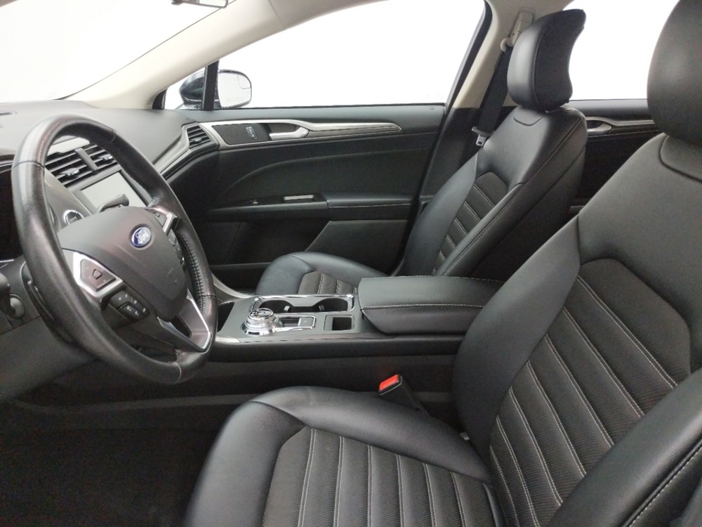 2017 Ford Fusion - Driver Front Seat