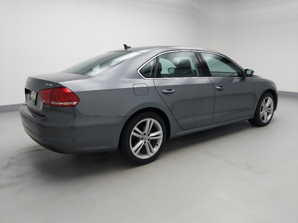 2014 Volkswagen Passat - Passenger Rear Side