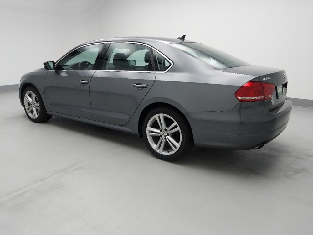 2014 Volkswagen Passat - Driver Rear Side