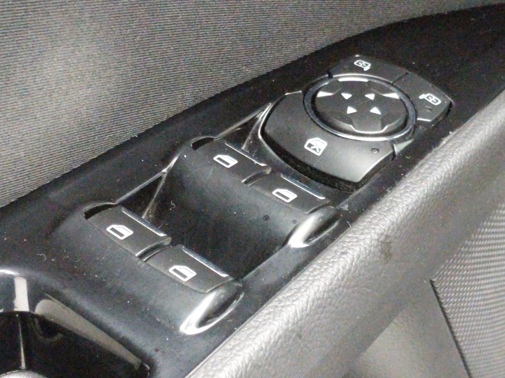 2016 Ford Fusion - Driver Power Windows/Lock Control