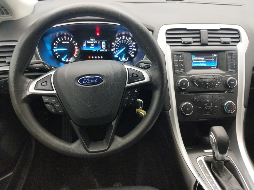 2016 Ford Fusion - Driver Dash