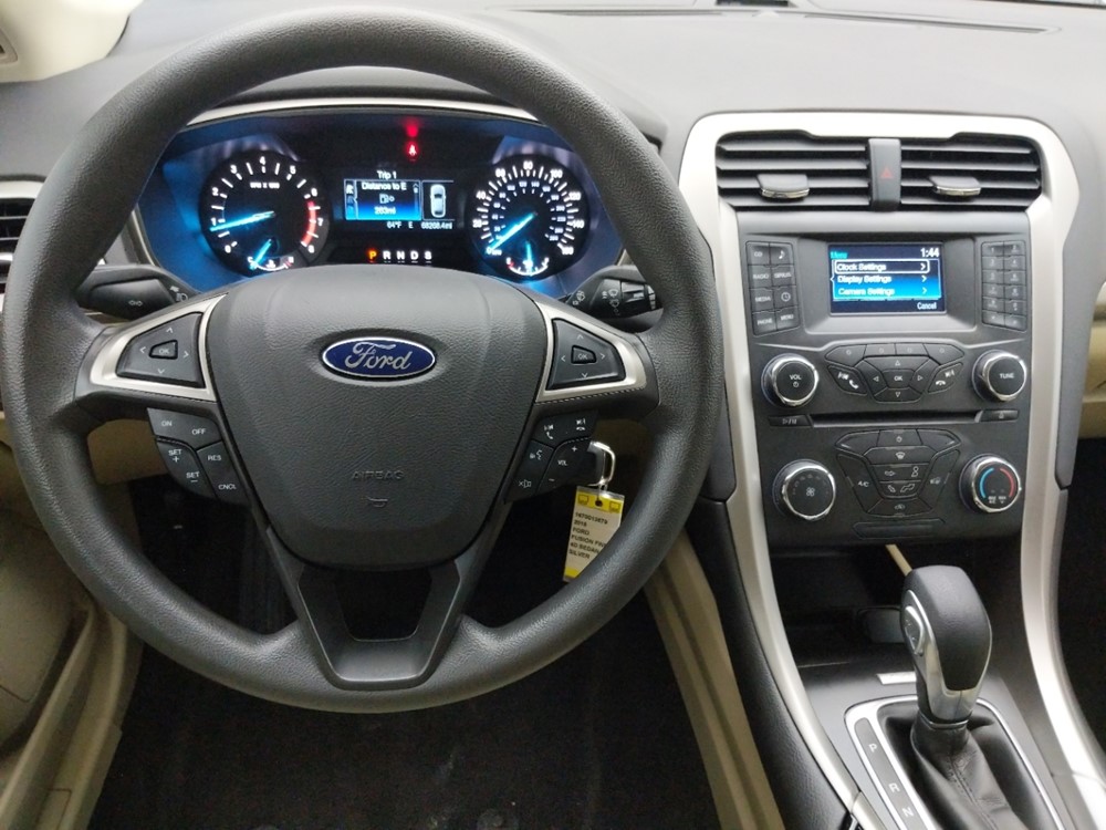 2015 Ford Fusion - Driver Dash