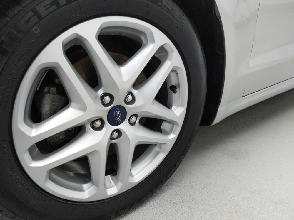 2015 Ford Fusion - Wheel