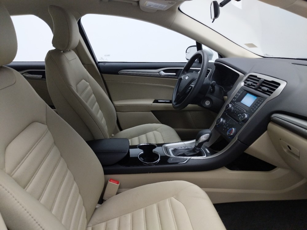 2015 Ford Fusion - Passenger Front Seat