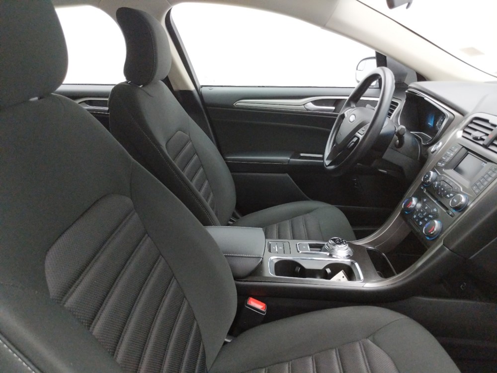 2017 Ford Fusion - Passenger Front Seat