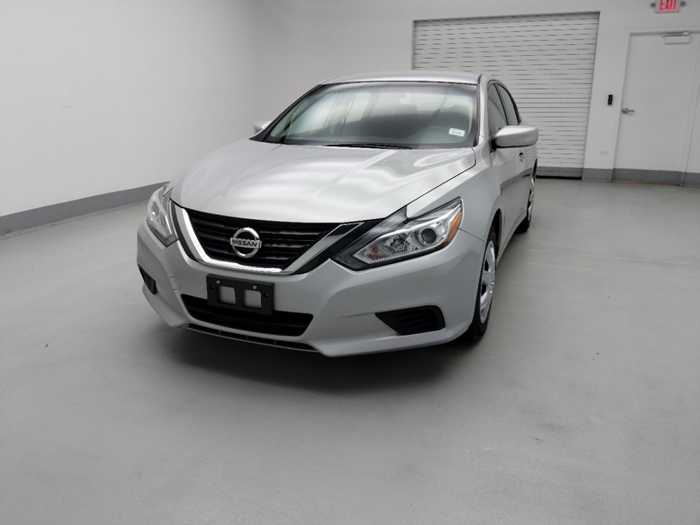 2017 Nissan Altima - Driver Front Hood