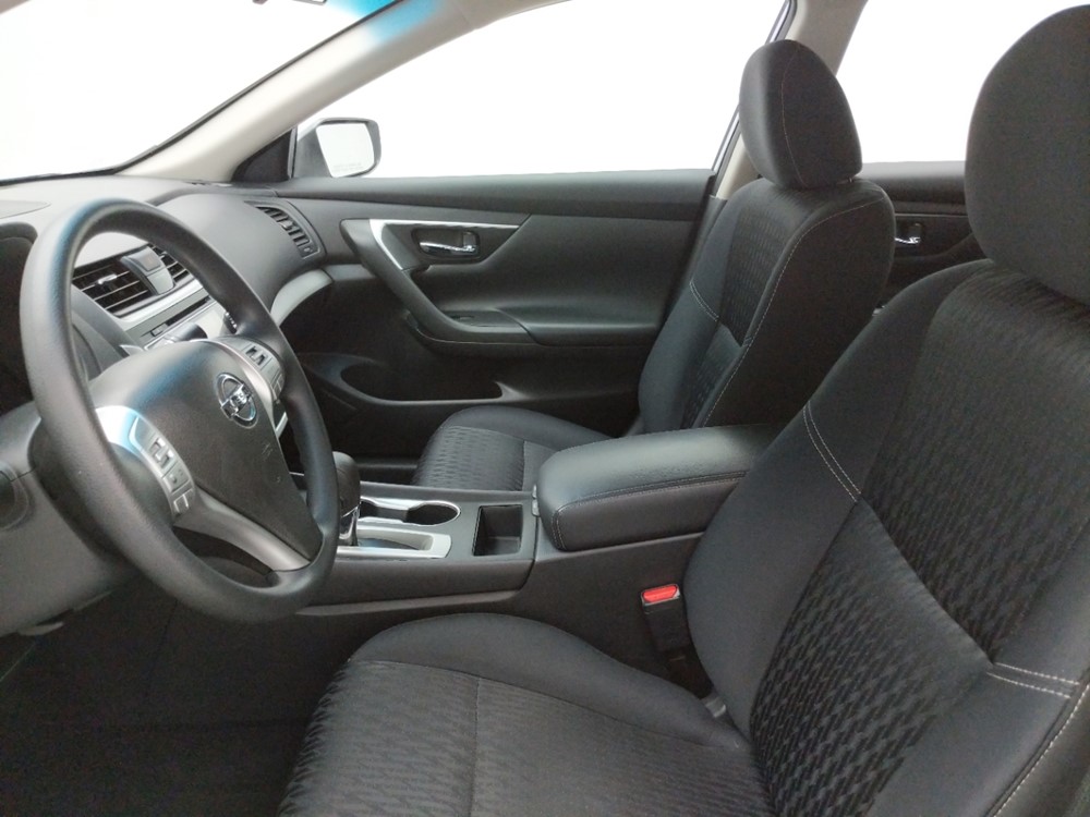 2017 Nissan Altima - Driver Front Seat