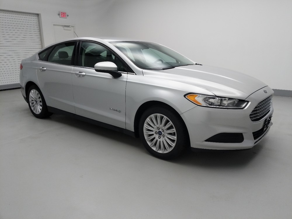 2016 Ford Fusion - Passenger Front Side