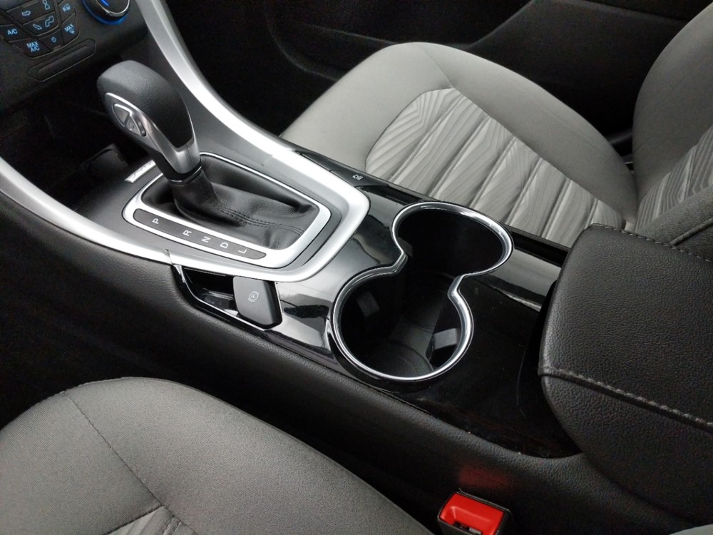 2016 Ford Fusion - Center Console/Cup Holders
