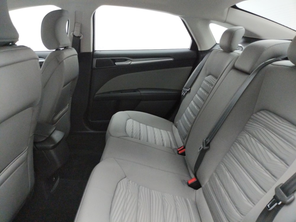 2016 Ford Fusion - Driver Rear Seat