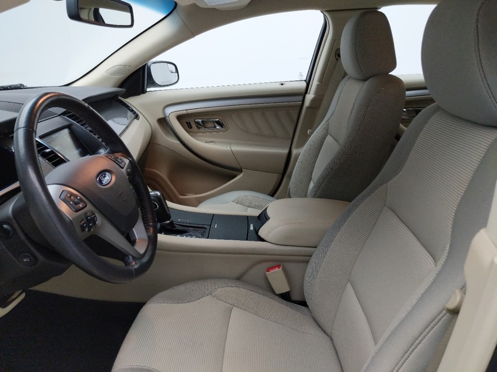 2014 Ford Taurus - Driver Front Seat
