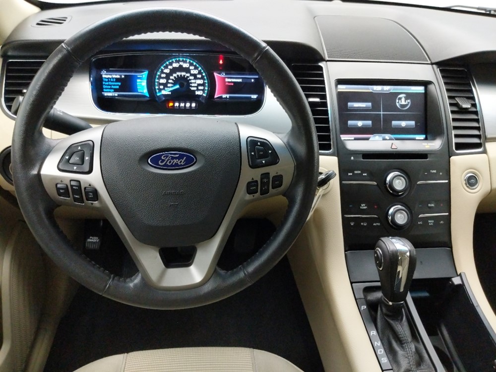 2014 Ford Taurus - Driver Dash