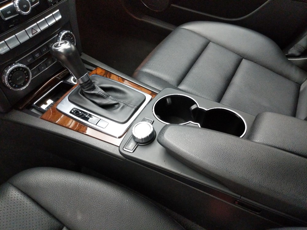 2012 Mercedes-Benz C300 - Center Console/Cup Holders